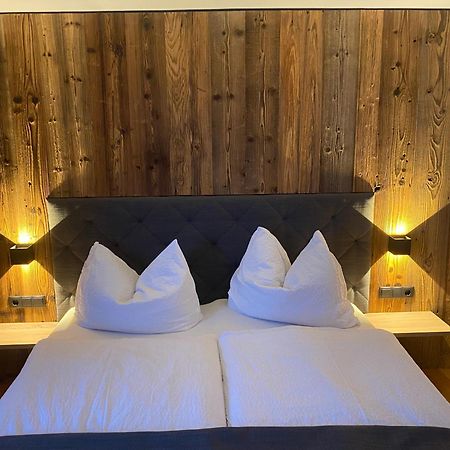 Ferienhaus Edith カルテンバッハ エクステリア 写真